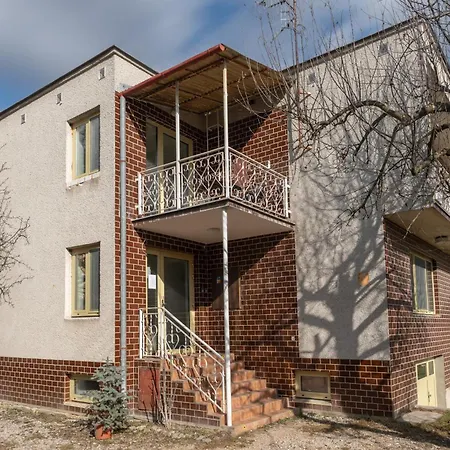 Turisticka Stara Skola Kokava Maison d'hôtes