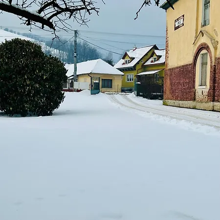 Turisticka Stara Skola Kokava
